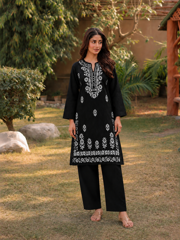 2 Pc Stitched Lawn Suit - PRET - D-05-BLK